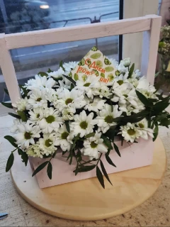 Бокс из ромашек купить 